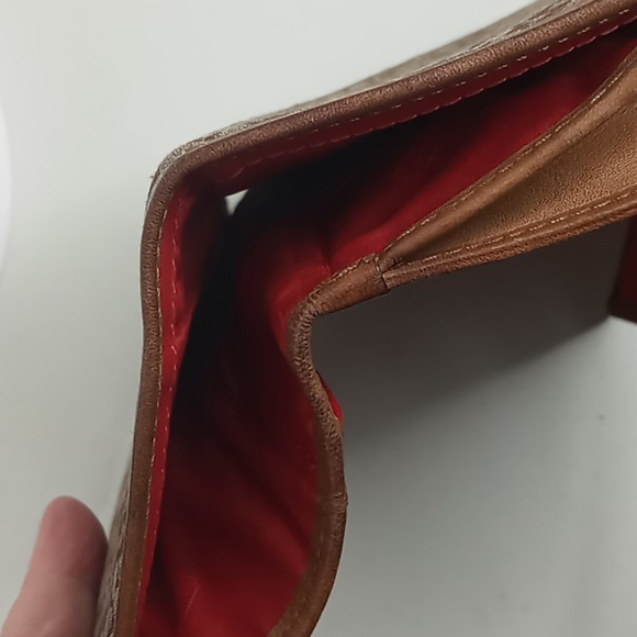 Coach Signature Jacquard & Leather Tri Fold Wallet Tan w/Red Interior - Picture 9 of 13